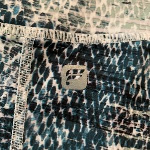 Fabletics NWOT Capris Leggings - Snake Print